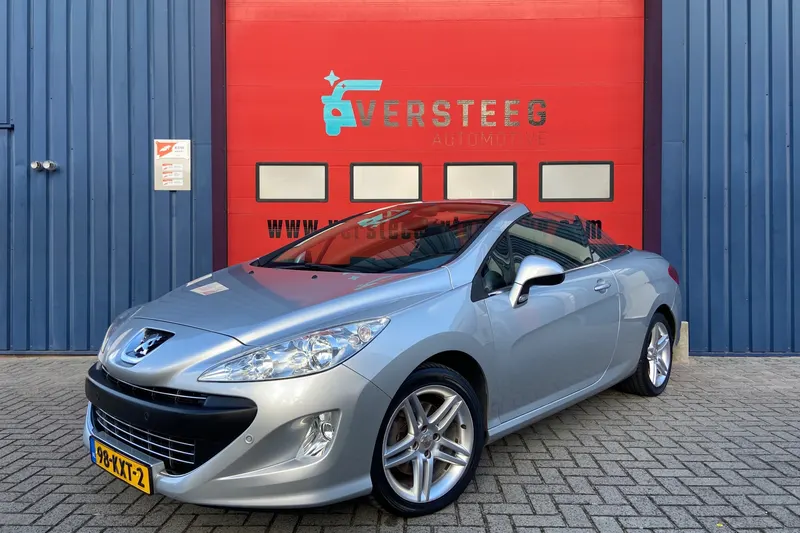 Peugeot 308 (2010)