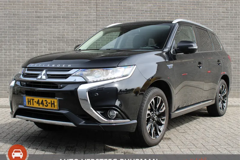 Mitsubishi Outlander (2015)