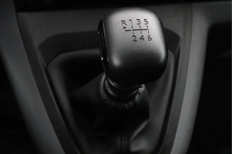 Peugeot Expert (2021)