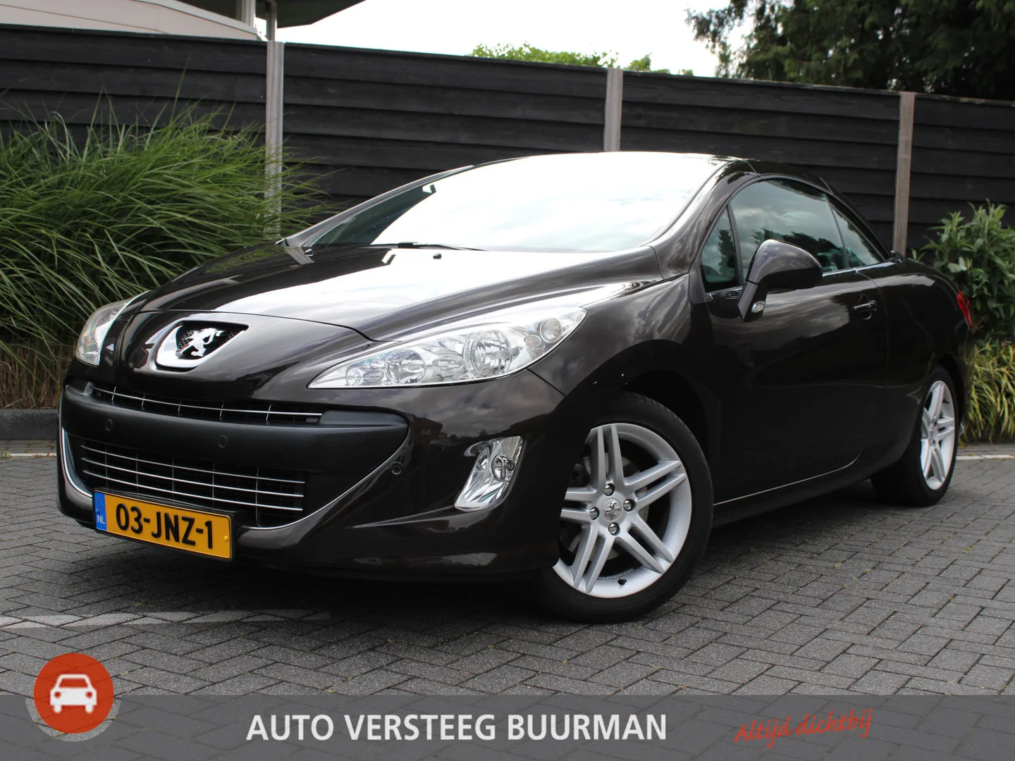 Peugeot 308 (2009) — foto 1