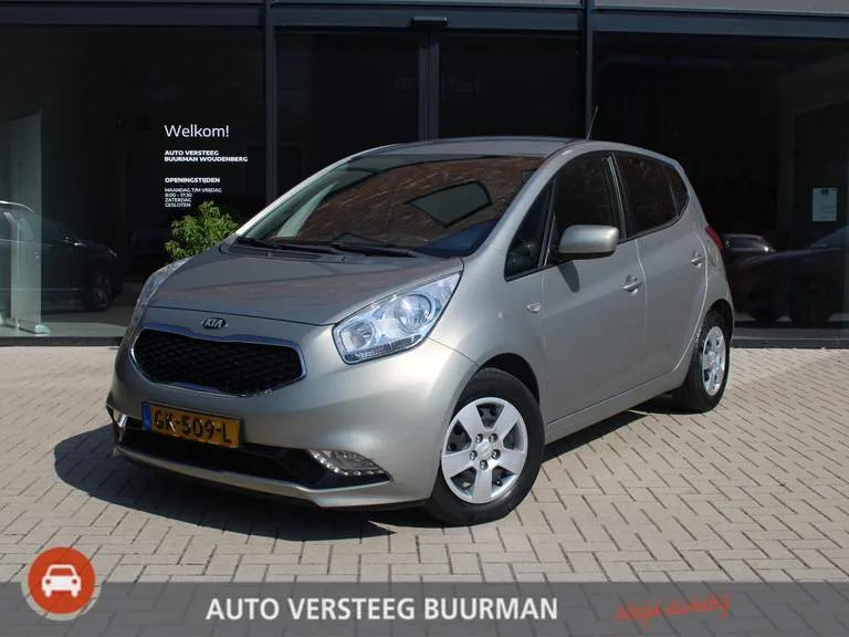 Kia Venga (2015) — foto 1