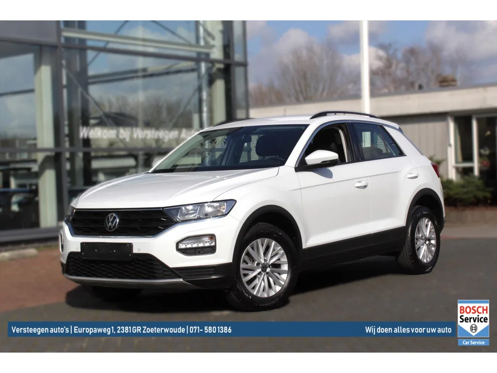 Volkswagen T-Roc (2021) — foto 1