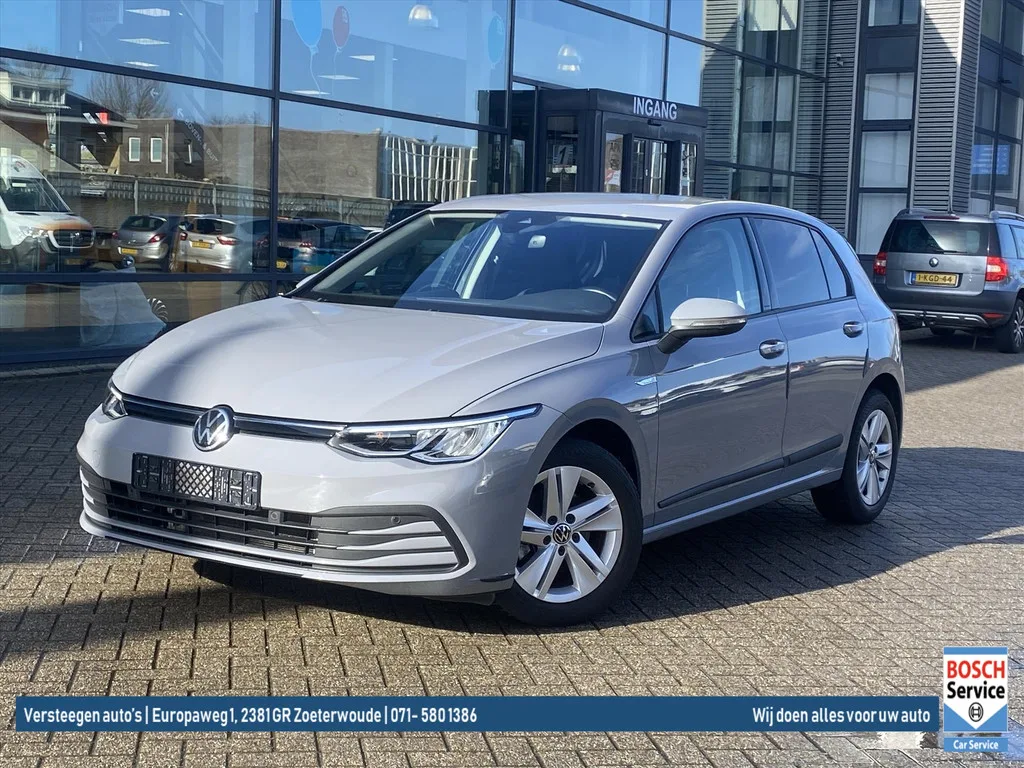 Volkswagen Golf (2020) — foto 1