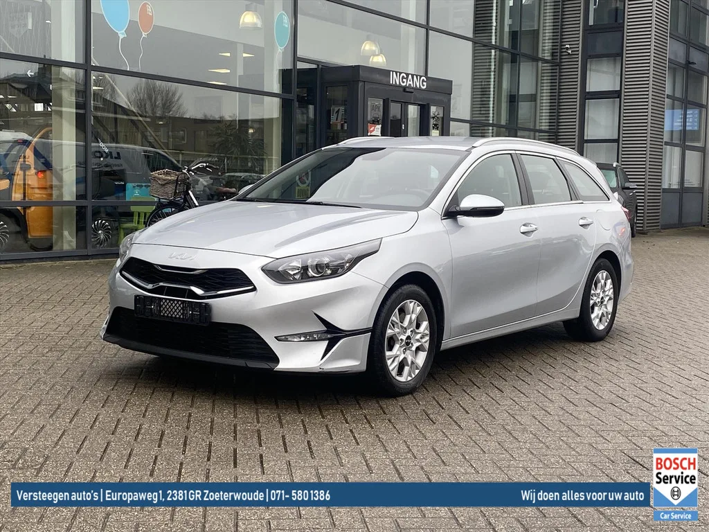 Kia Ceed (2023) — foto 1