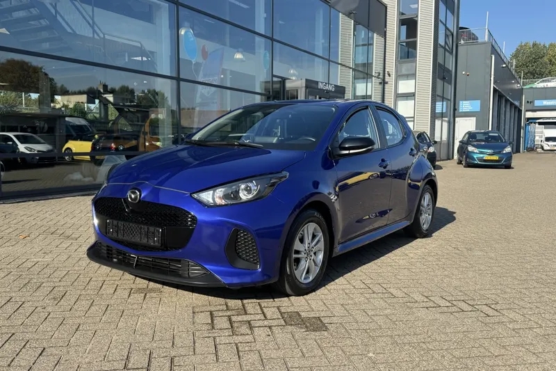 Mazda 2 Hybrid (2024)