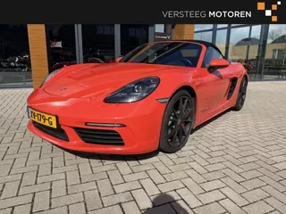 Porsche 718 (2017) — foto 1