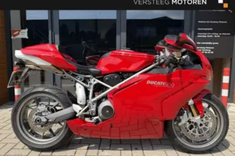 Ducati Supersport (2005)