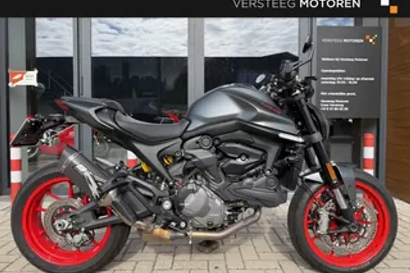 Ducati Monster 937 (2022)