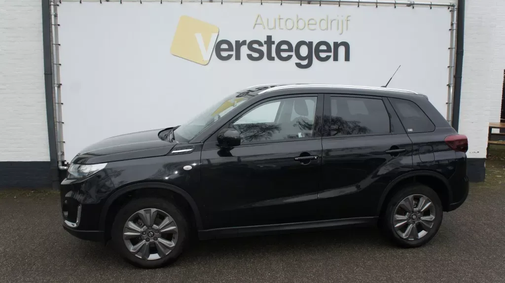 Suzuki Vitara (2023) — foto 1