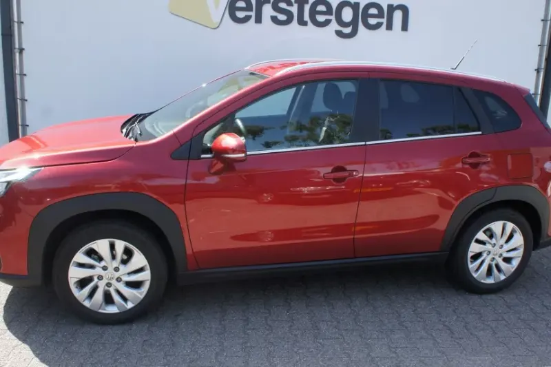 Suzuki S-Cross (2024)