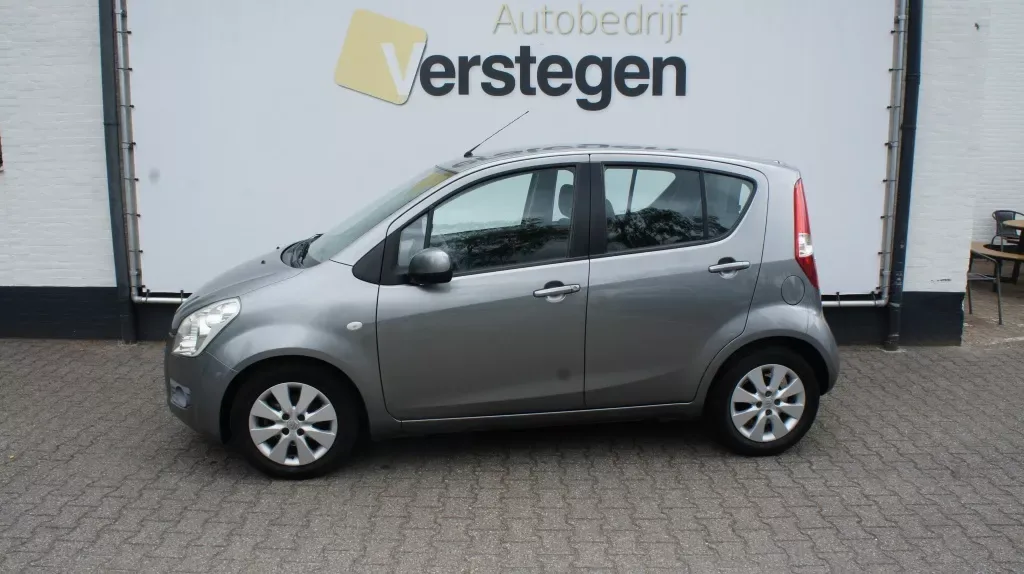 Suzuki Splash (2011) — foto 1