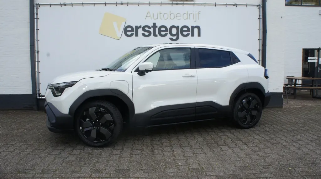Suzuki e-Vitara (2026) — foto 1