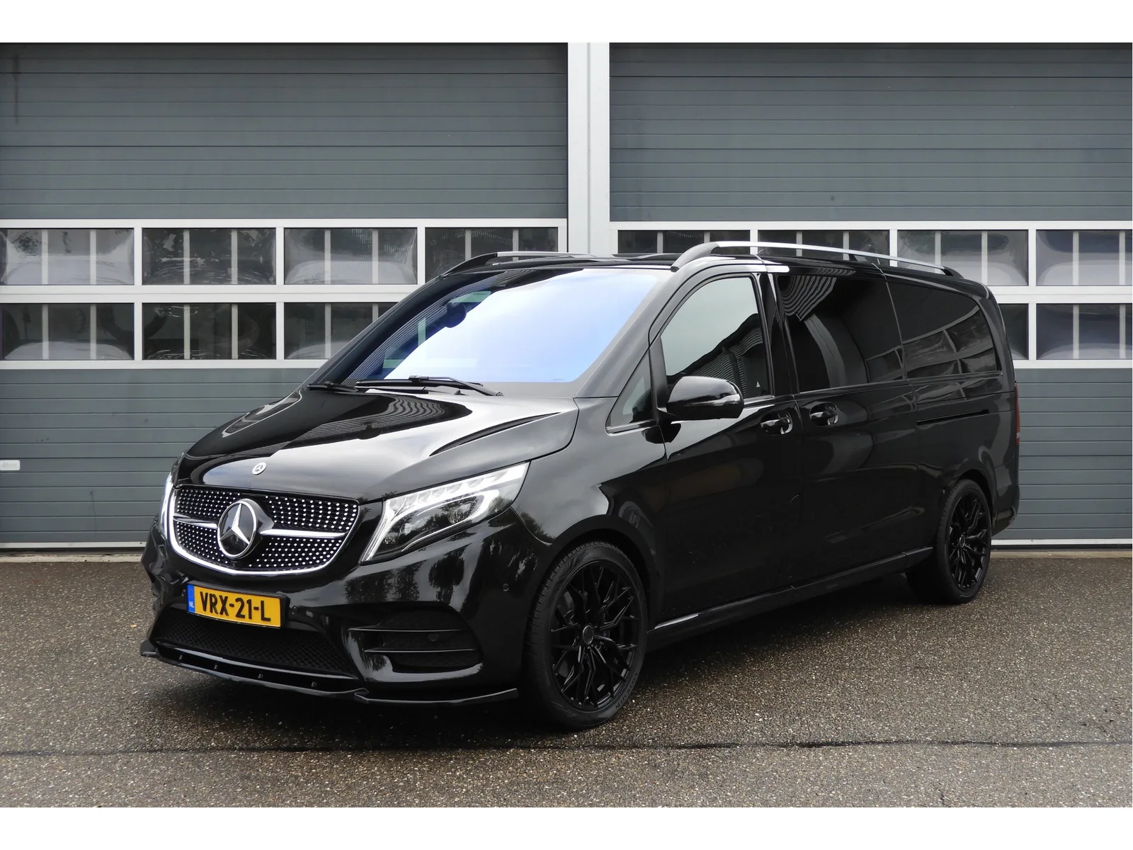 Mercedes-Benz V-Klasse (2022) — foto 1