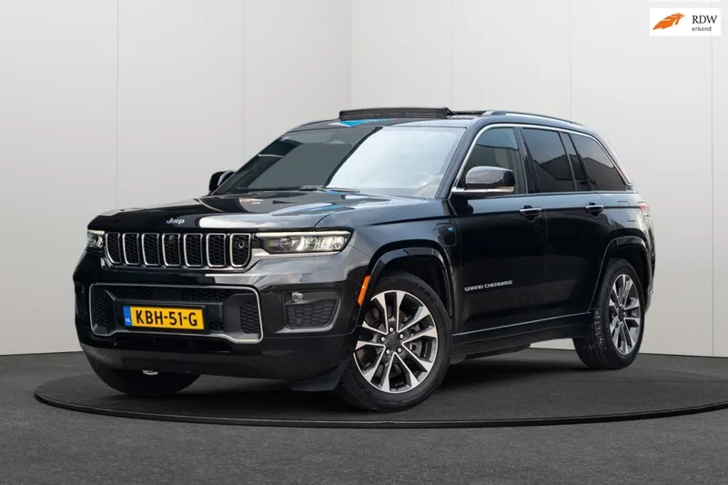 Jeep Grand Cherokee (2023)