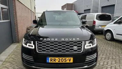 Land Rover Range Rover (2018) — foto 1