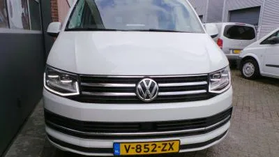 Volkswagen Transporter (2019) — foto 1