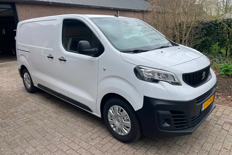 Peugeot Expert (2022)
