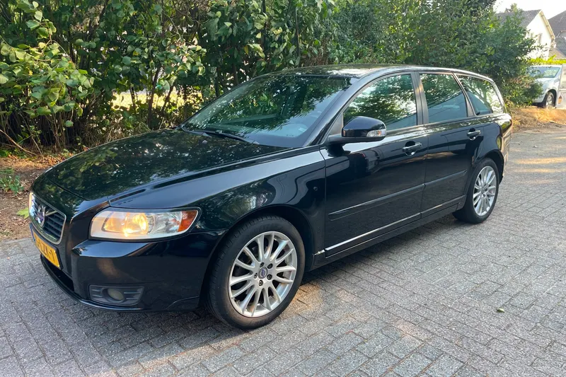 Volvo V50 (2010)
