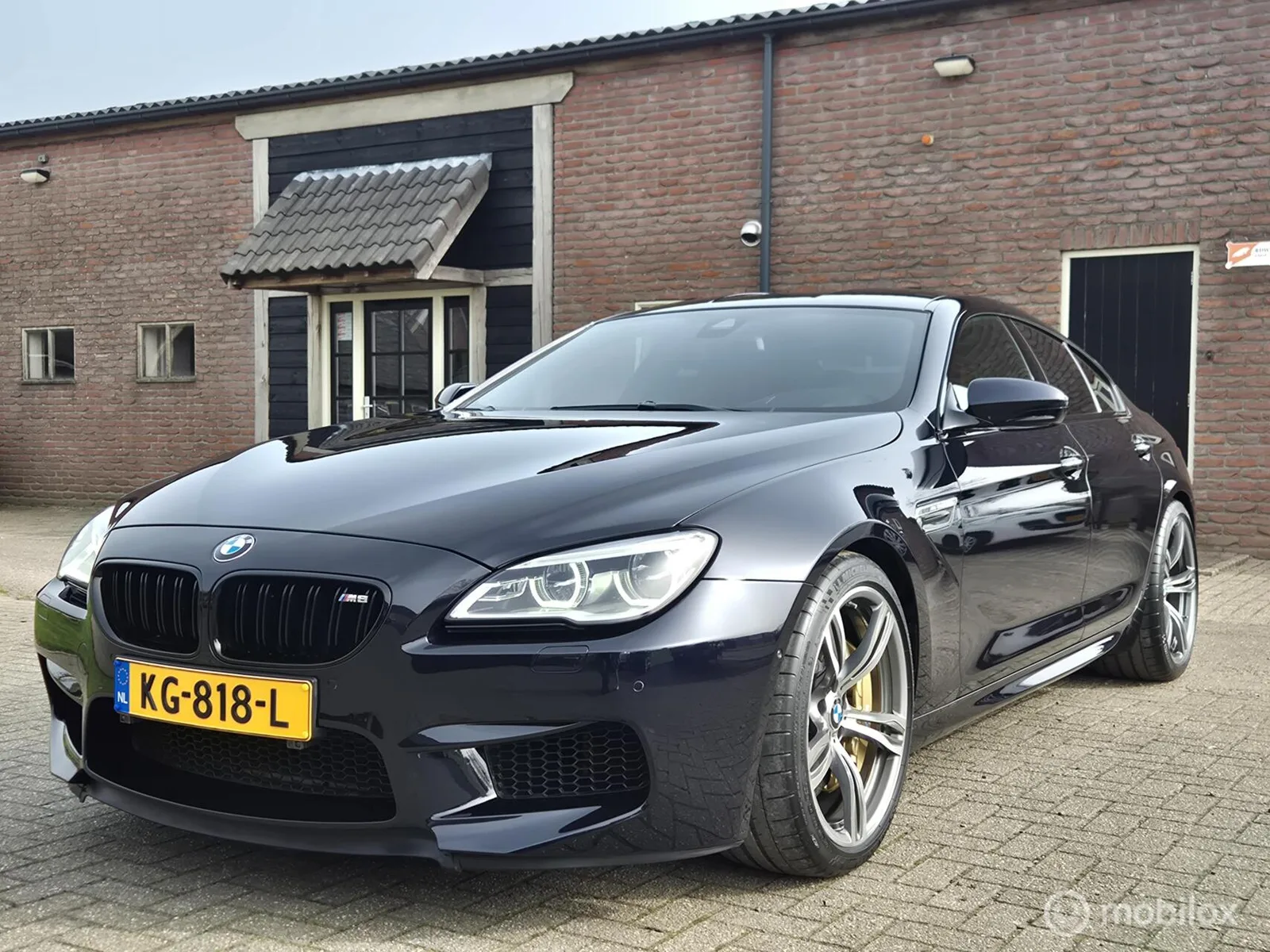 BMW M6 (2016) — foto 1