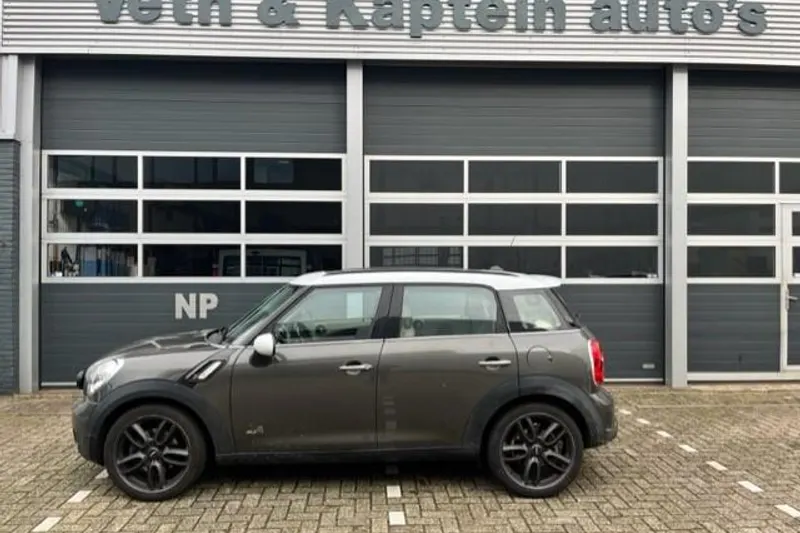 MINI Countryman (2011)