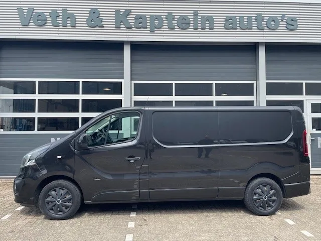 Opel Vivaro (2017) — foto 1