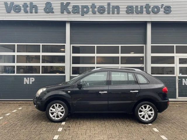 Renault Koleos (2009) — foto 1