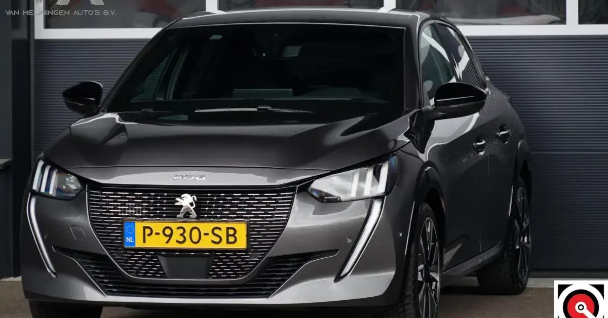 Peugeot 208 (2022) — foto 1