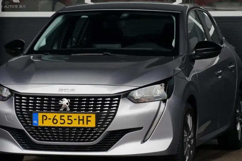 Peugeot 208 (2022)