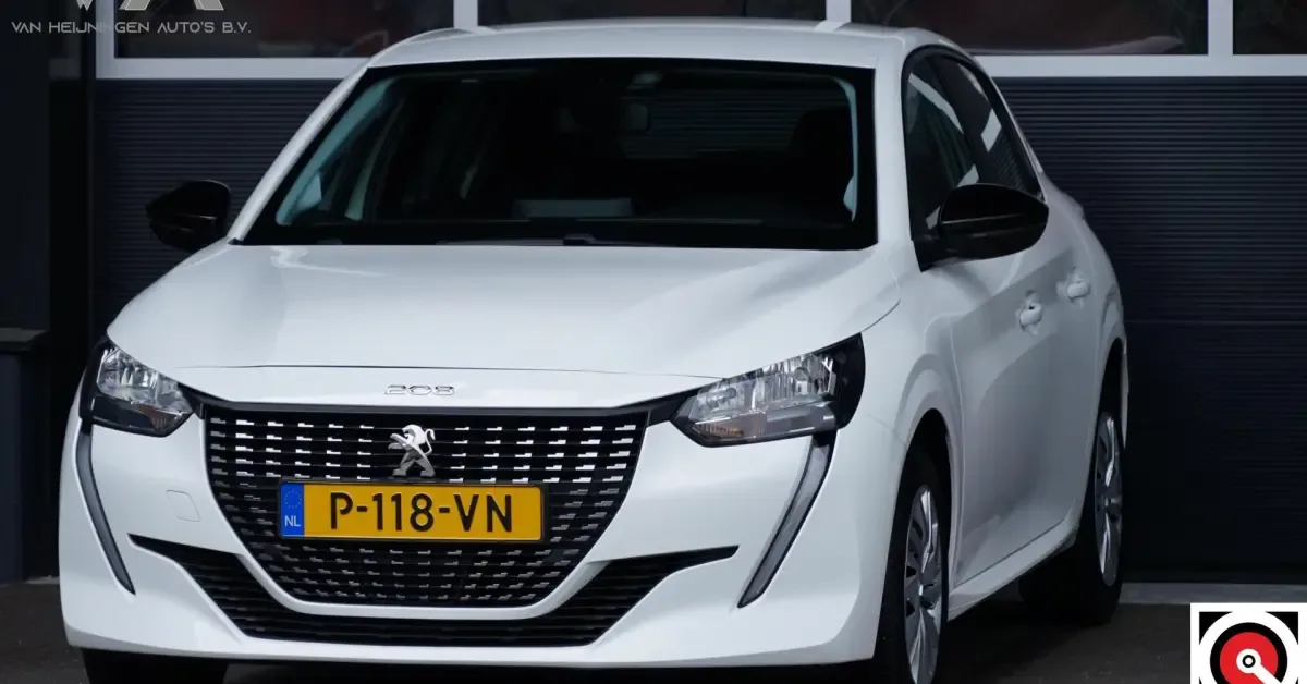 Peugeot 208 (2022) — foto 1