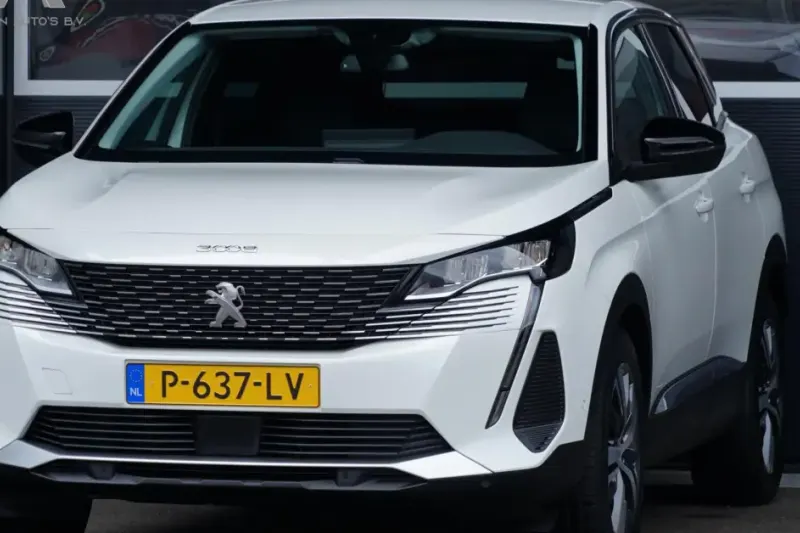 Peugeot 3008 (2022)