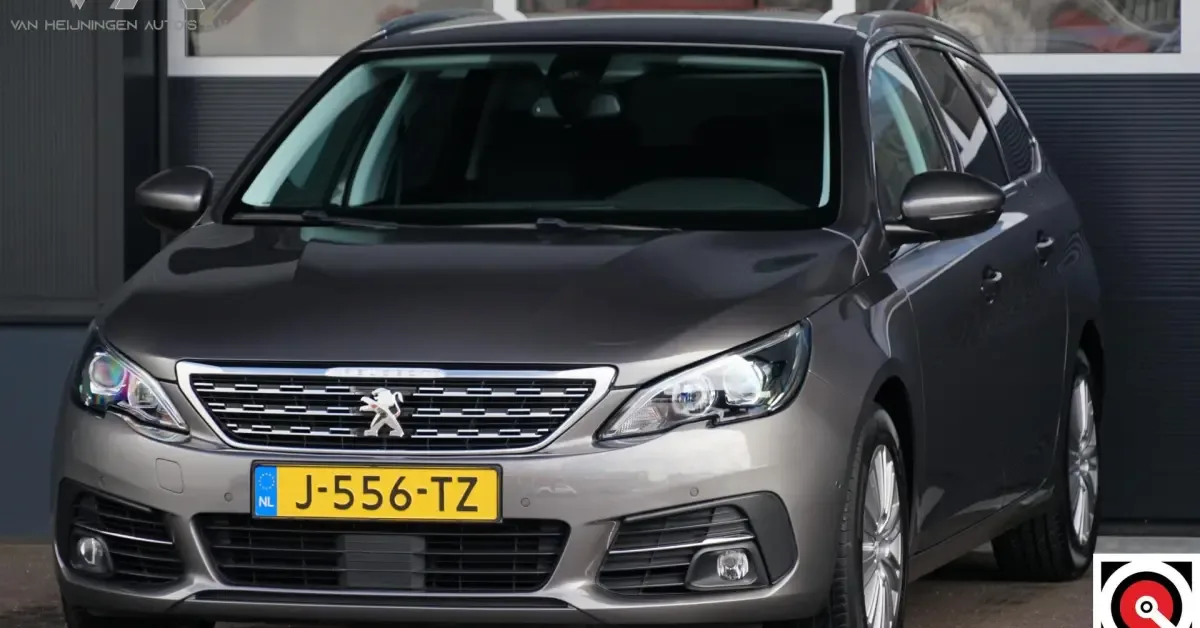 Peugeot 308 (2020) — foto 1