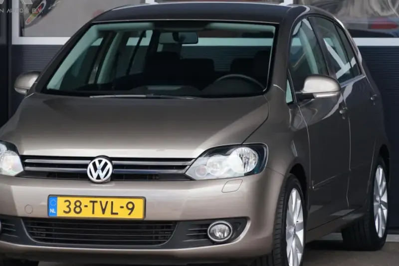 Volkswagen Golf (2012)