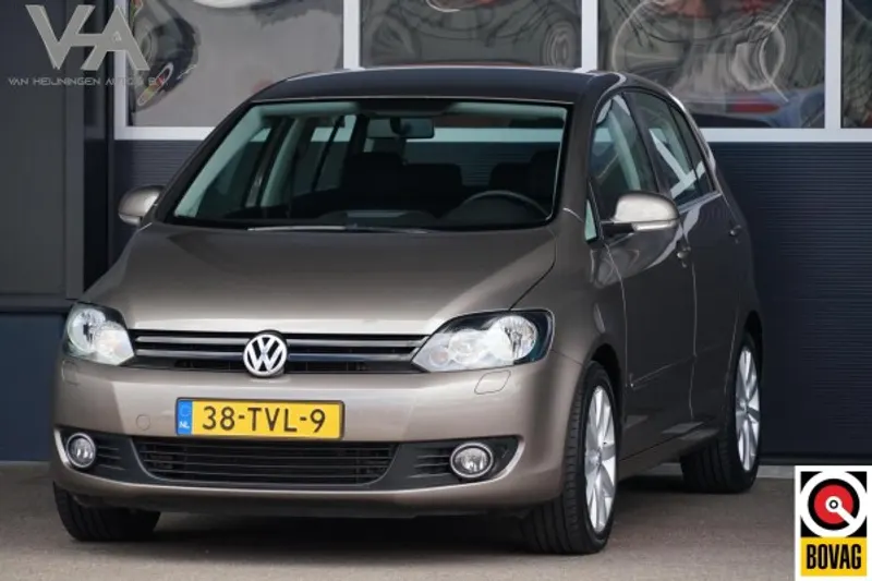 Volkswagen Golf (2012)