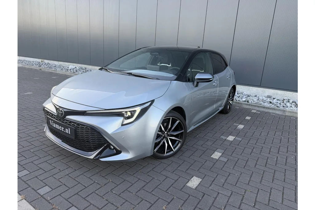 Toyota Corolla (2025) — foto 1