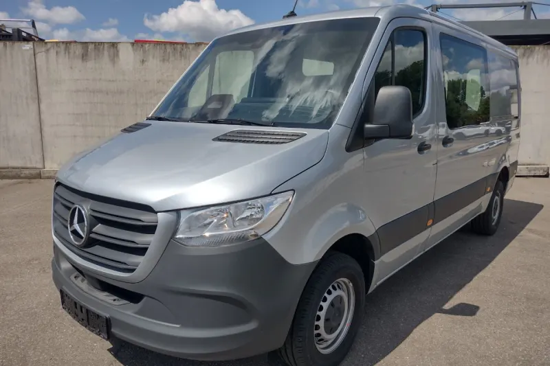 Mercedes-Benz Sprinter (2024)