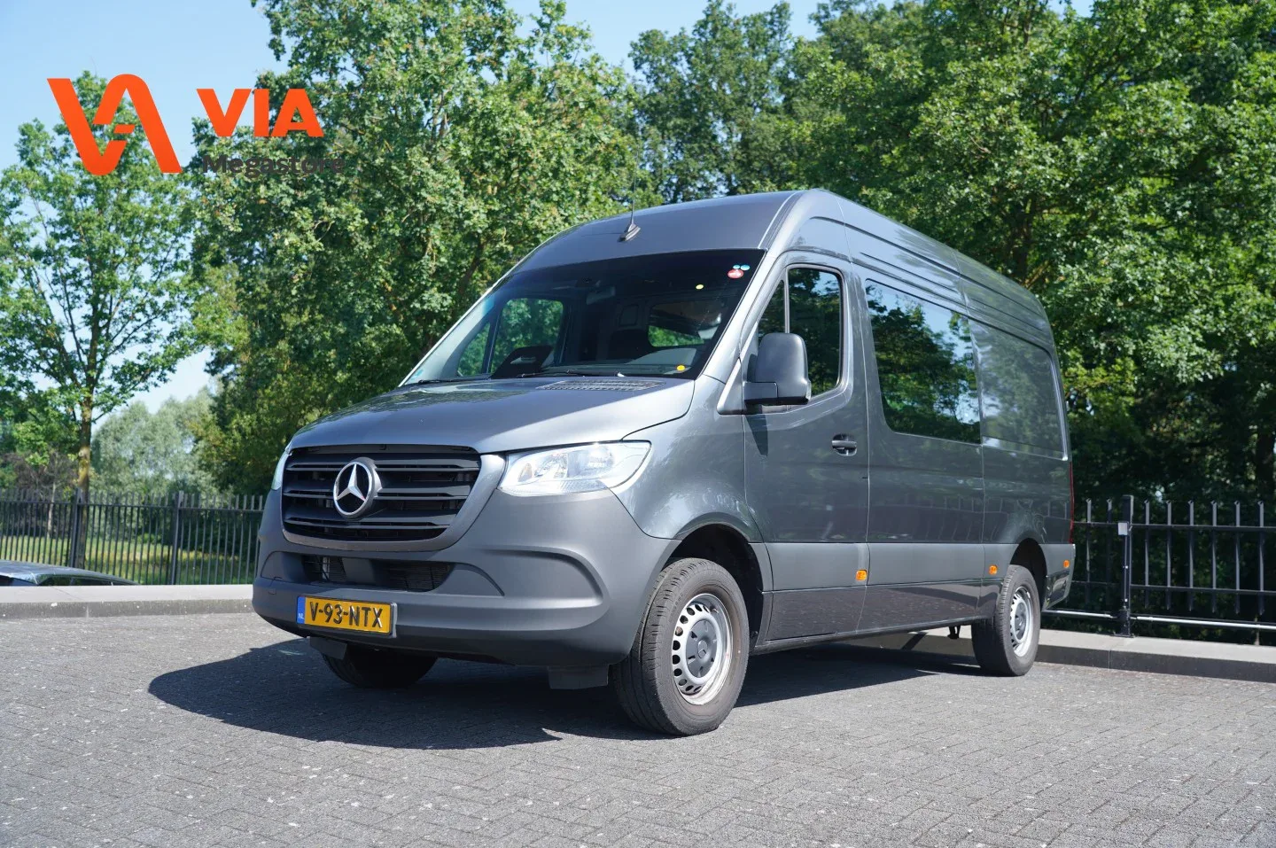 Mercedes-Benz Sprinter (2024) — foto 1