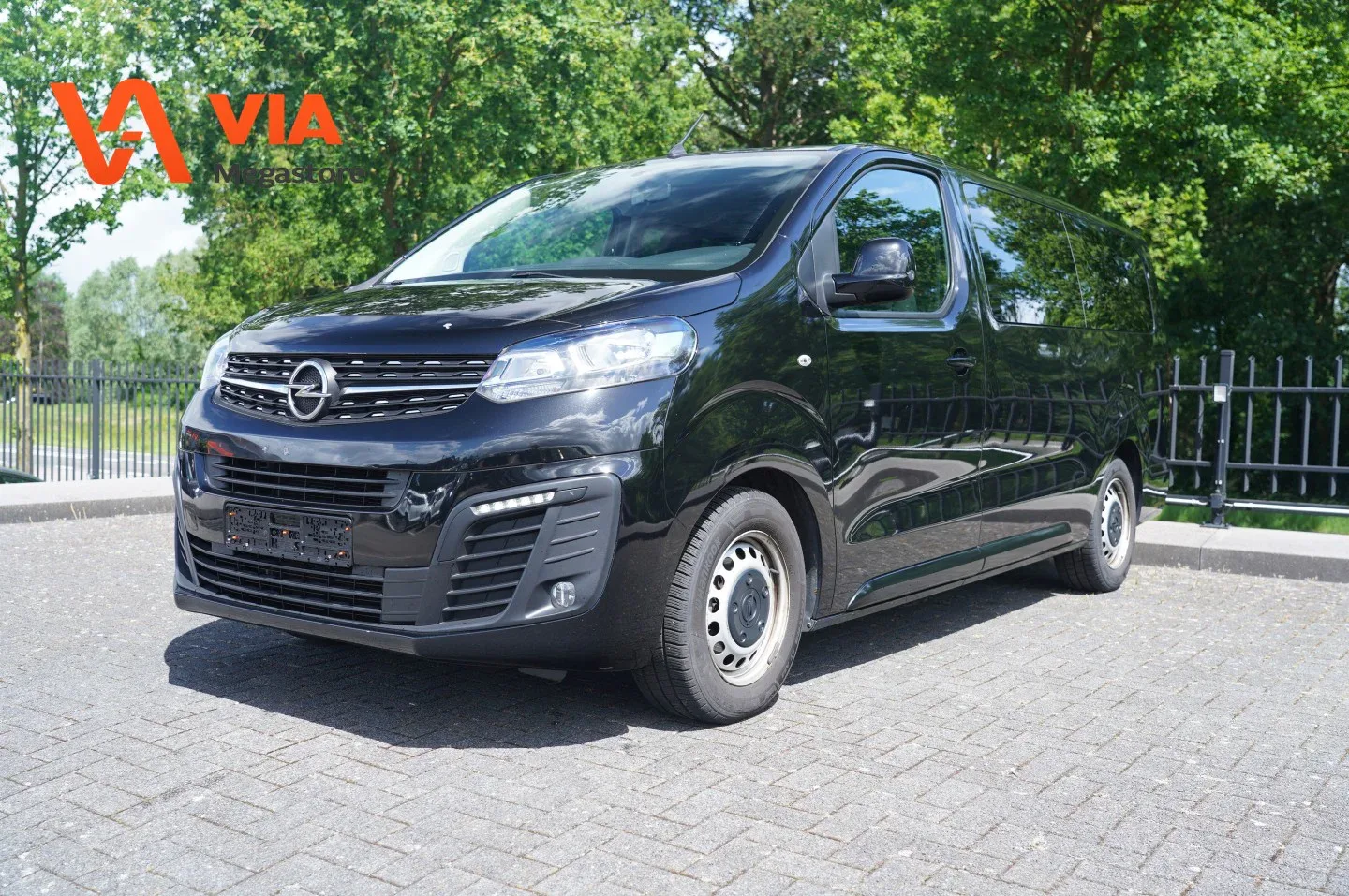 Opel Vivaro (2021) — foto 1