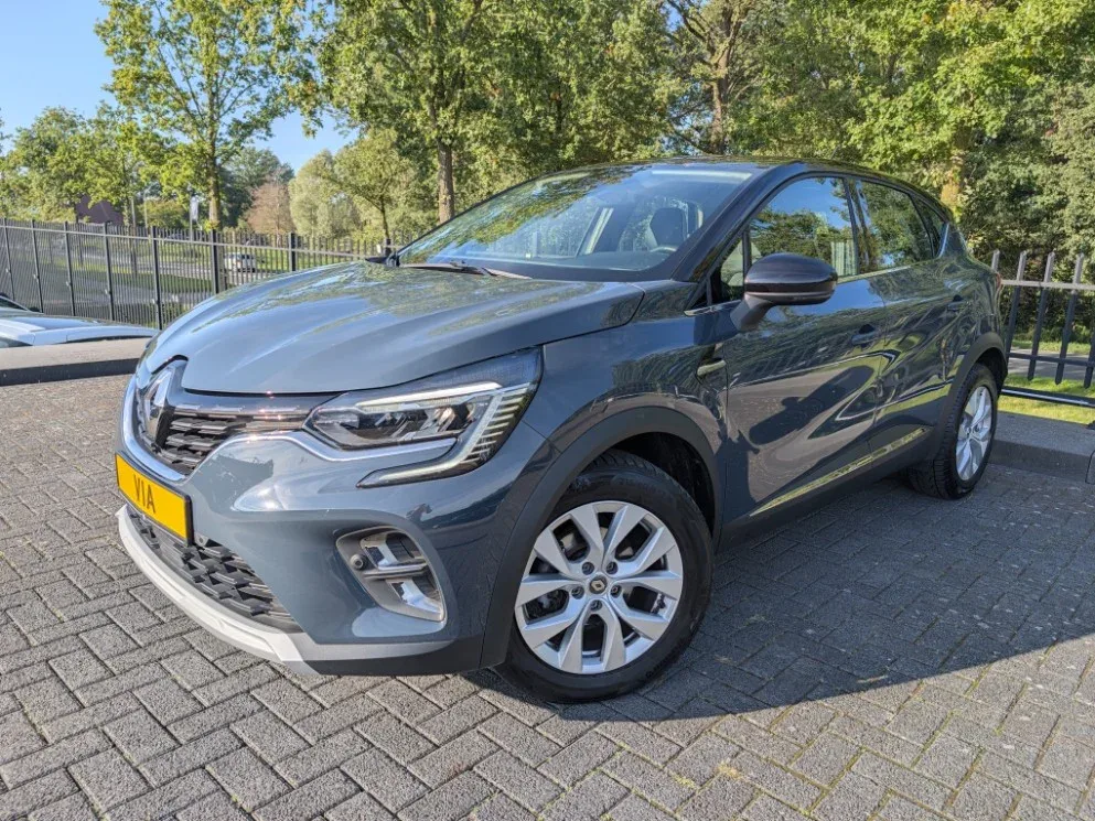 Renault Captur (2020) — foto 1