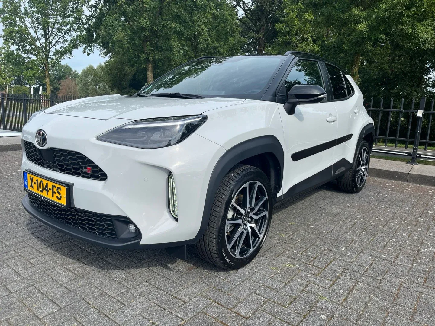 Toyota Yaris Cross (2023) — foto 1