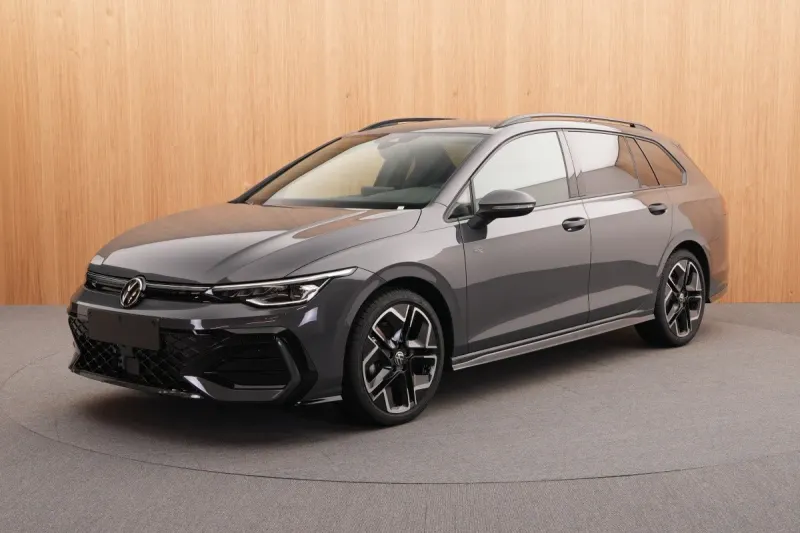 Volkswagen Golf (2025)