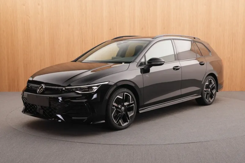 Volkswagen Golf (2025)