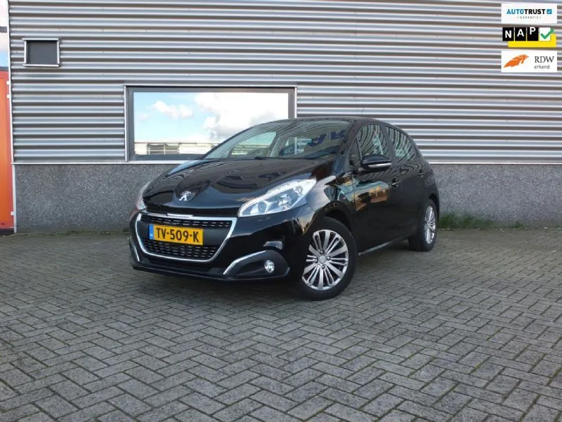 Peugeot 208 (2018) — foto 1