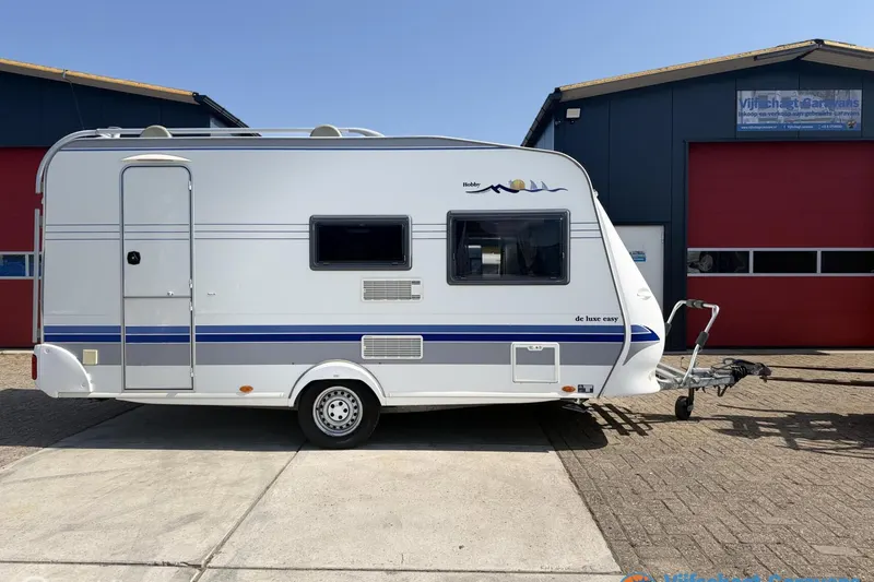 Hobby De Luxe Easy (2004)