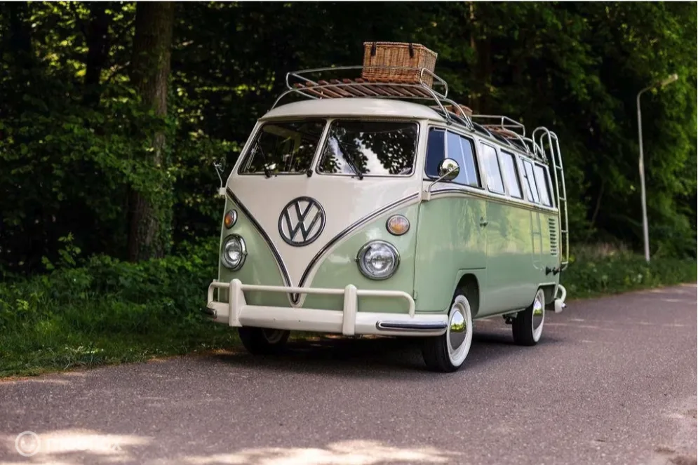 Volkswagen Transporter (1975) — foto 1