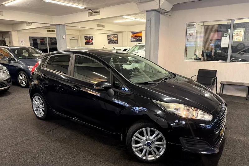 Ford Fiesta (2014)