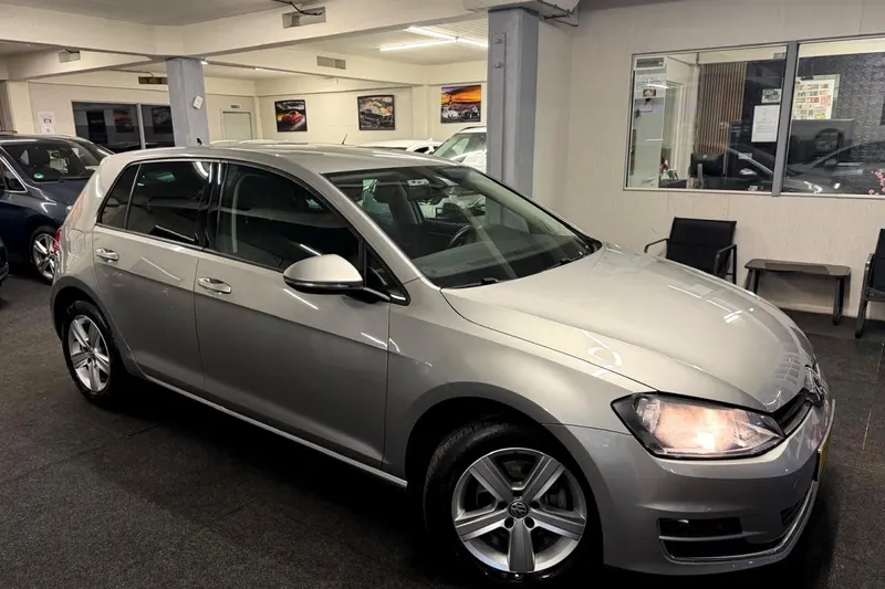 Volkswagen Golf (2013)