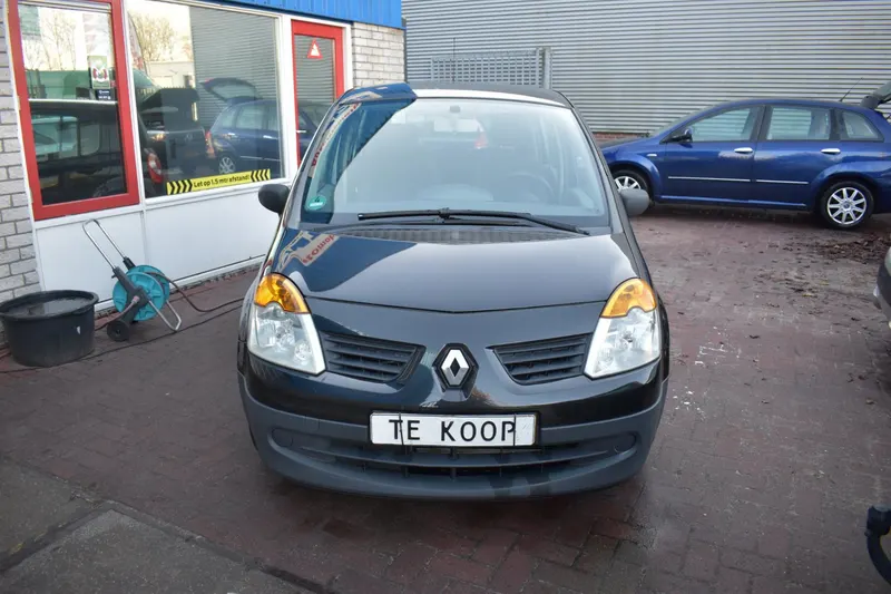 Renault Modus (2004)