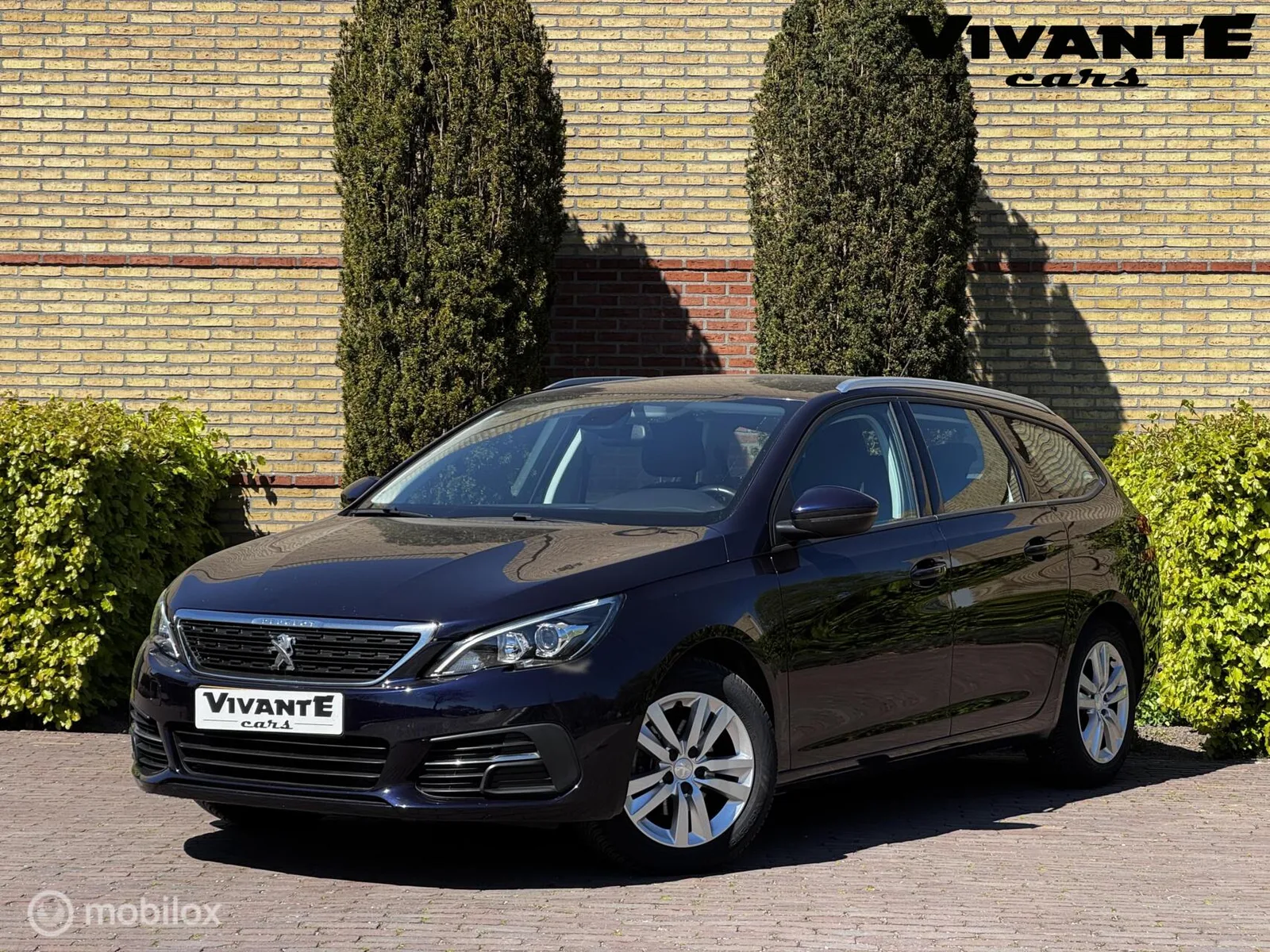 Peugeot 308 (2020) — foto 1