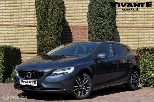 Volvo V40 (2019) — foto 1
