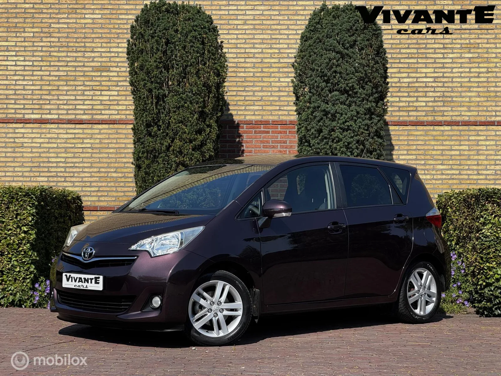 Toyota Verso (2012) — foto 1
